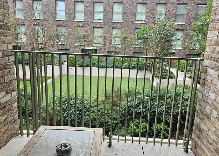 Gallions Reach - One Bed Flat
