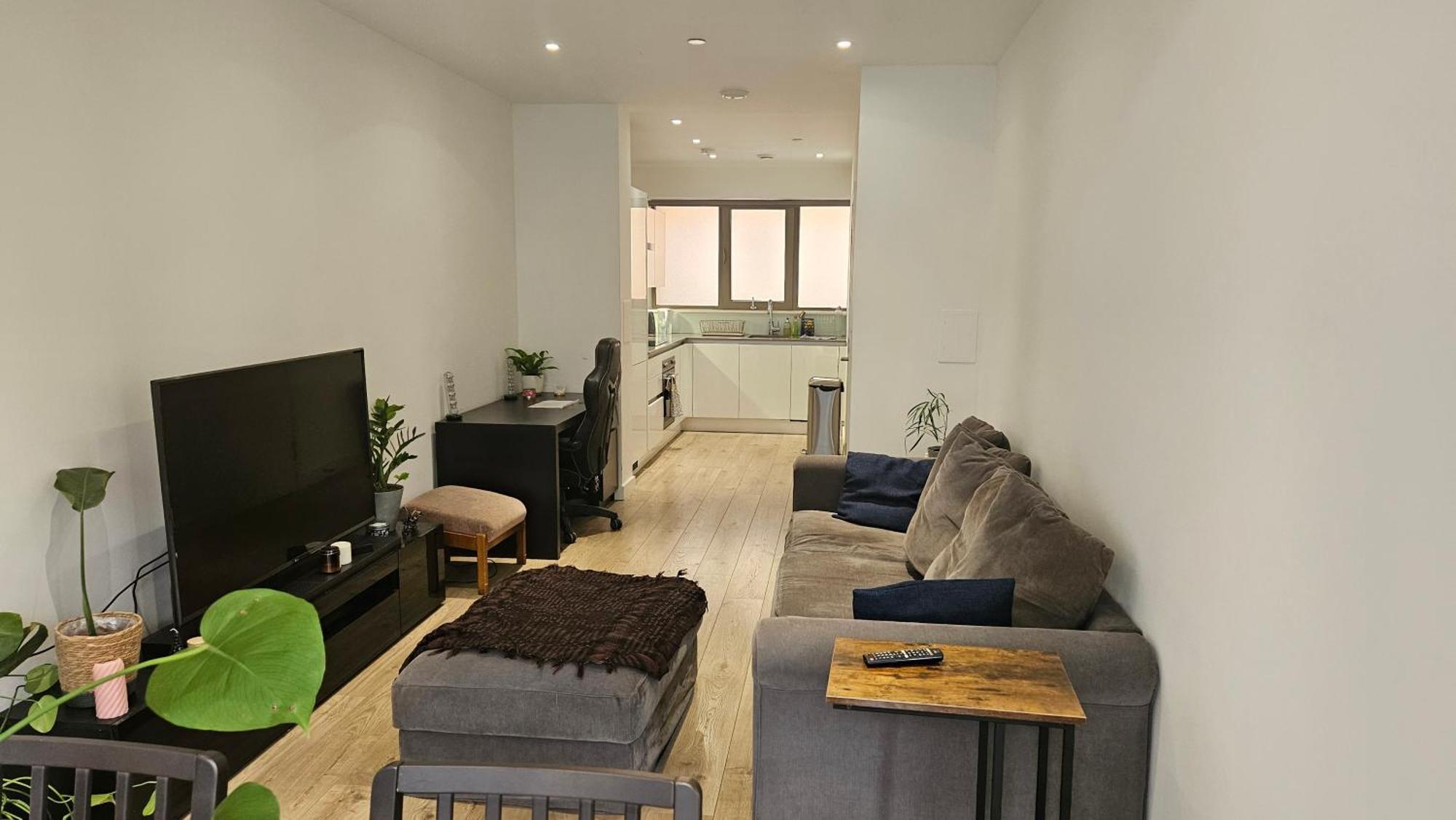 Gallions Reach - One Bed Flat Beckton