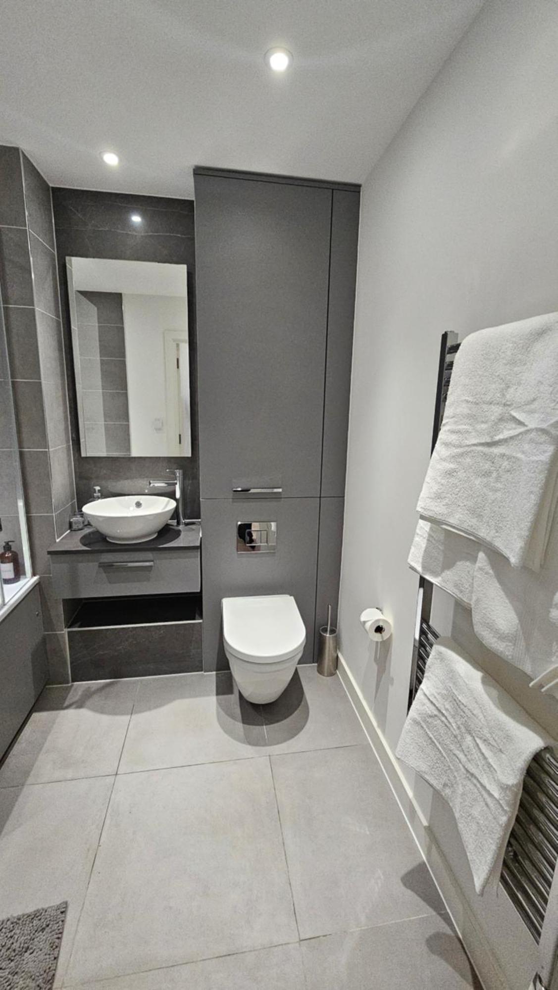 Apartment Gallions Reach - One Bed Flat